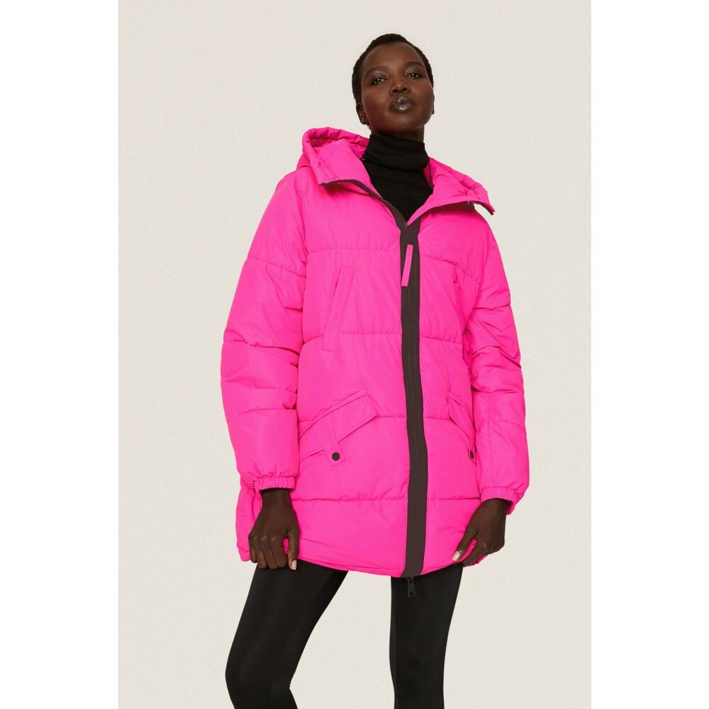 OOF Pink Puffer Coat - US Size 4, Italian Size 40